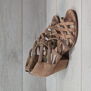 Eileen Fisher Women Leather Zip Back Heels Strappy Sandals shoes sz 9.5